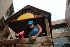 Darlene-working-at-Orphange